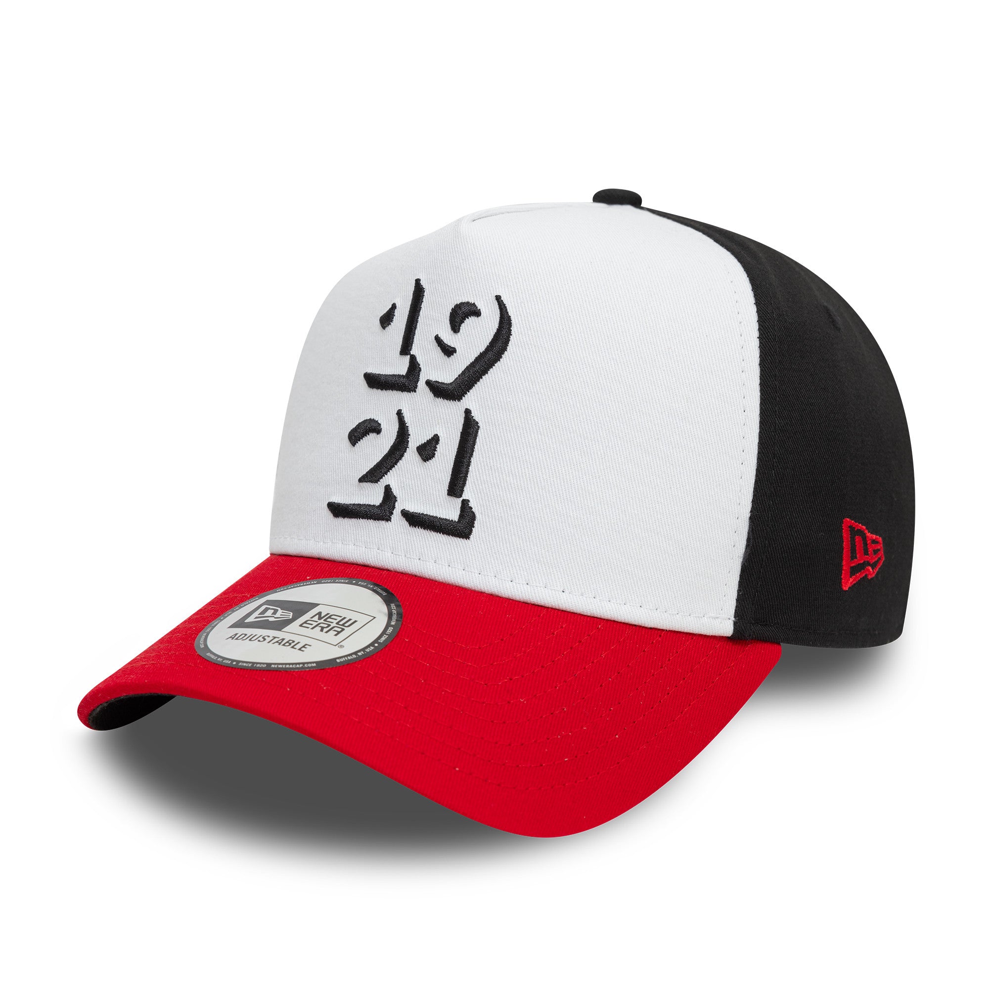 Moto Guzzi Est Year 9Forty Cap Adults - White/Front Door Red